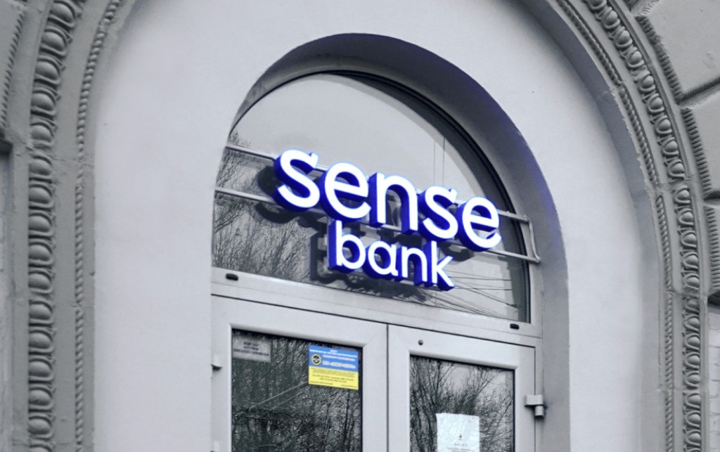 В Украине один из крупнейших банков национализируют из-за связей с Россией