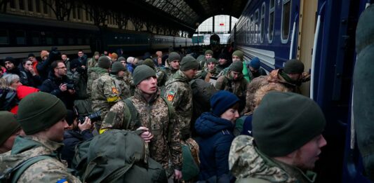 Мобілізація в Україні: адвокат розповів, як відбувається призов чоловіків молодше 25 років - today.ua