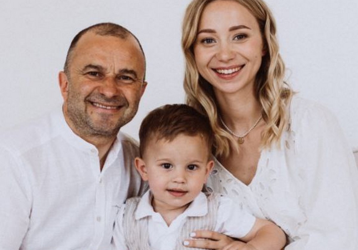 Татова копія: дружина Віктора Павлика показала підрослого сина, якому виповнилося 2 роки - today.ua