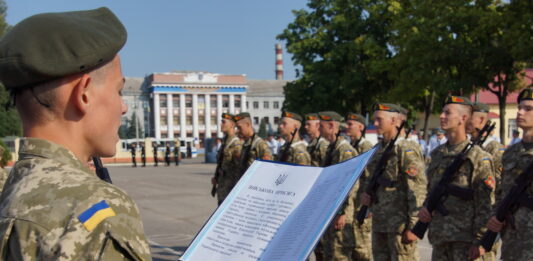 Денежное обеспечение срочников и курсантов: на какие выплаты имеют право бойцы в военное время - today.ua