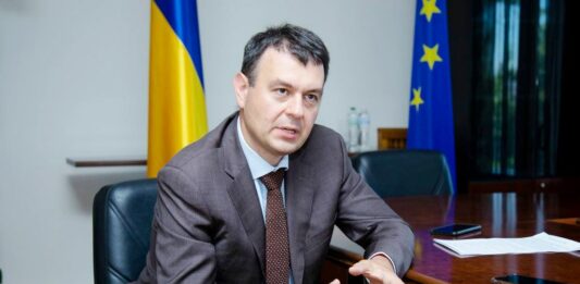 В Украине выросли зарплаты: Гетманцев назвал самые денежные сферы экономики - today.ua