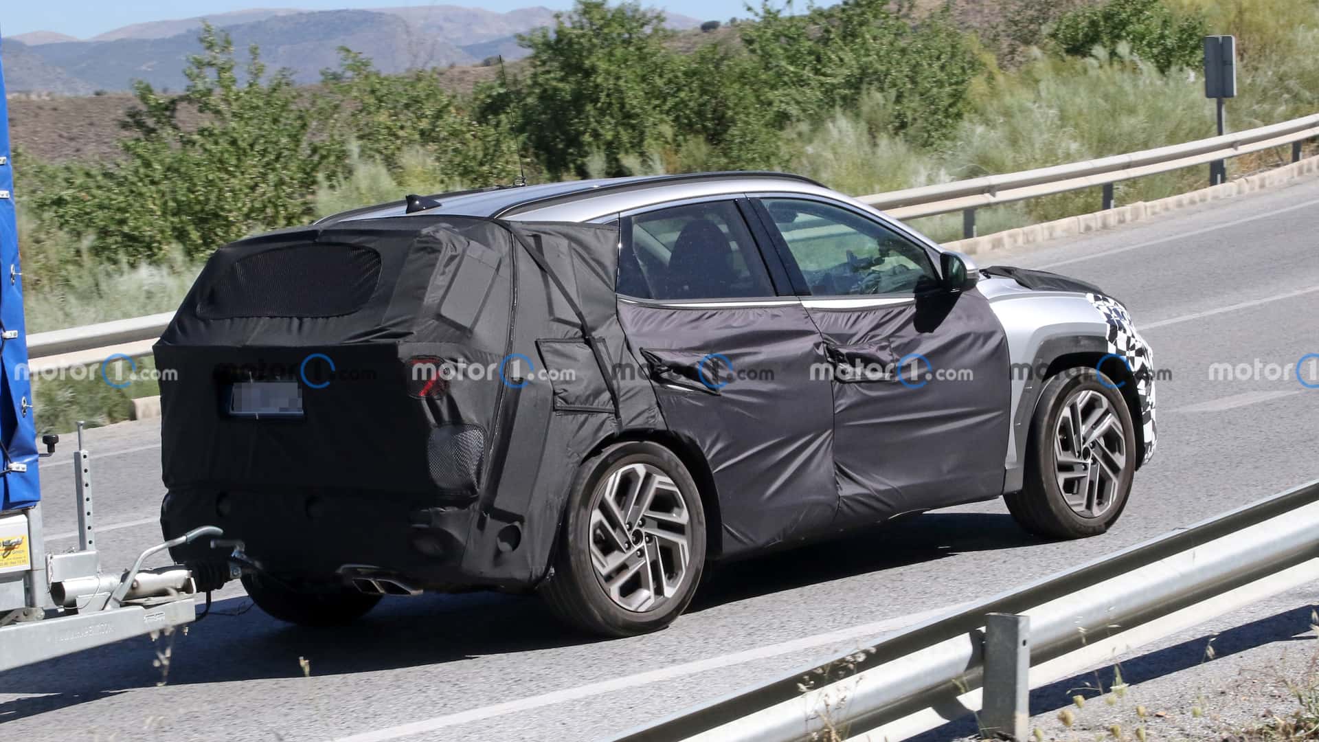 Шпигуни показали новий Hyundai Tucson у мінімальному камуфляжі