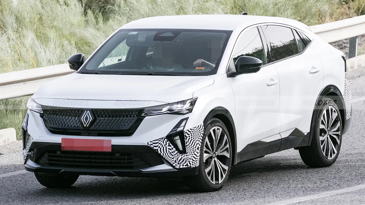 Renault продовжує розробляти новий кросовер Rafale - today.ua