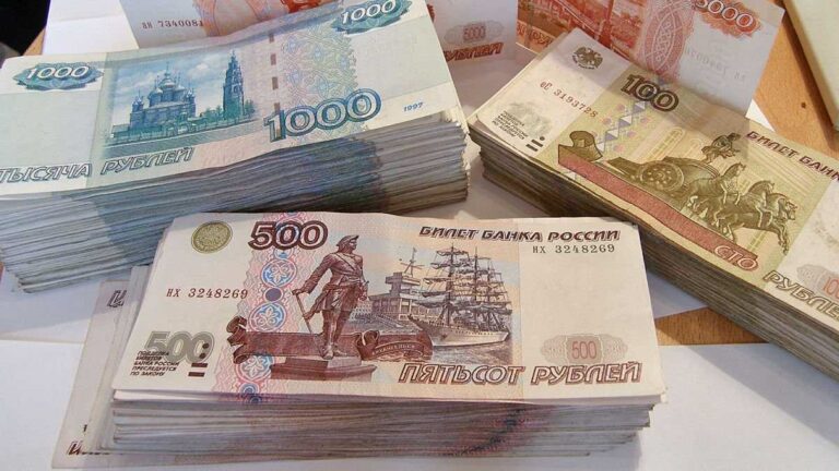 В Украине могут разрешить обмен российских рублей - today.ua