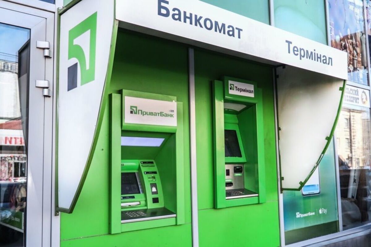 Что нужно сделать, если банкомат не выдал списанные деньги: разъяснение от НБУ и юриста 