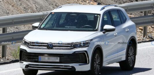 Новий Volkswagen Tiguan PHEV вперше помітили під час тестів - today.ua