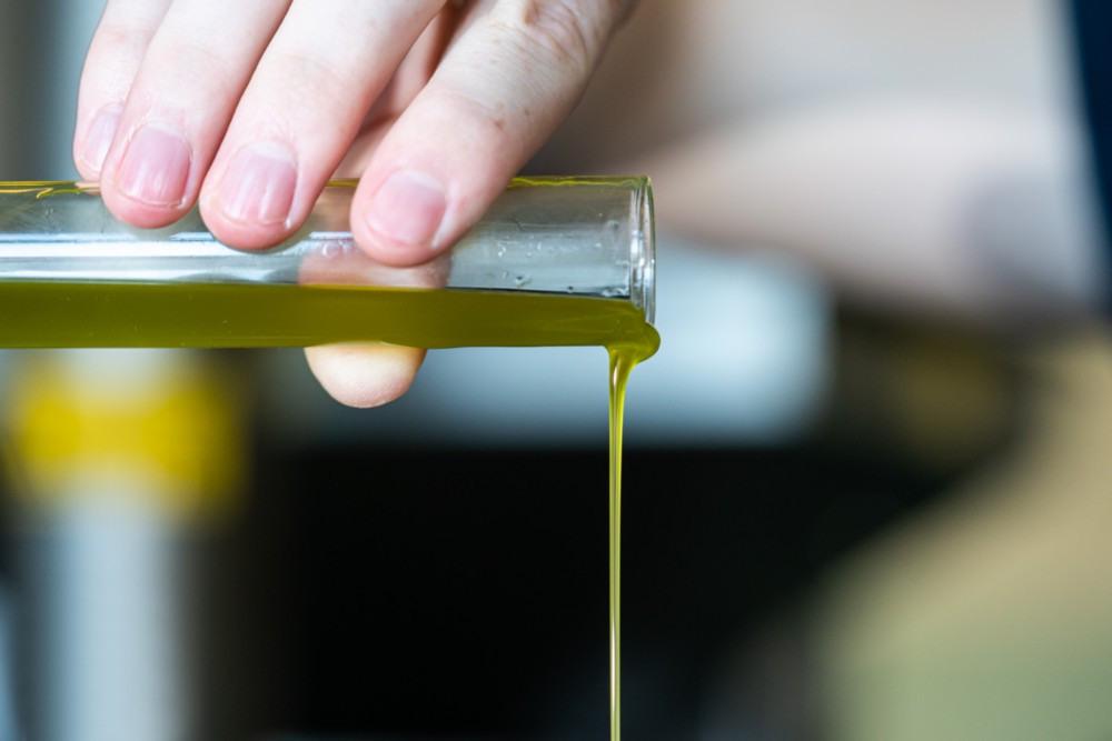 Ученые назвали масло, которое может снизить риск деменции