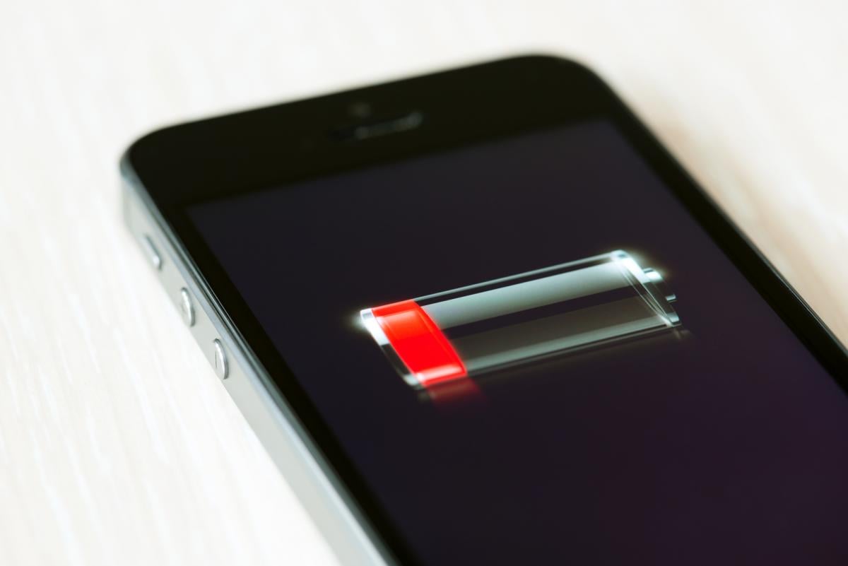 Что нужно сделать, чтобы iPhone дольше держал заряд: полезная функция, о которой мало кто знает
