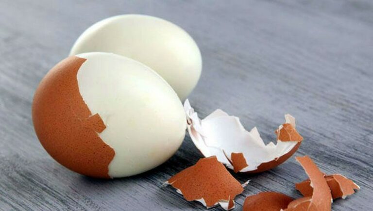 Портятся очень быстро: сколько дней можно хранить вареные яйца, чтобы не отравиться ими - today.ua