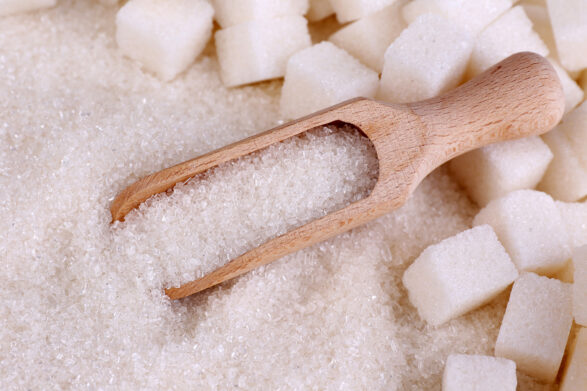 Українців попередили про рекордне подорожчання цукру: на скільки ще зростуть ціни - today.ua