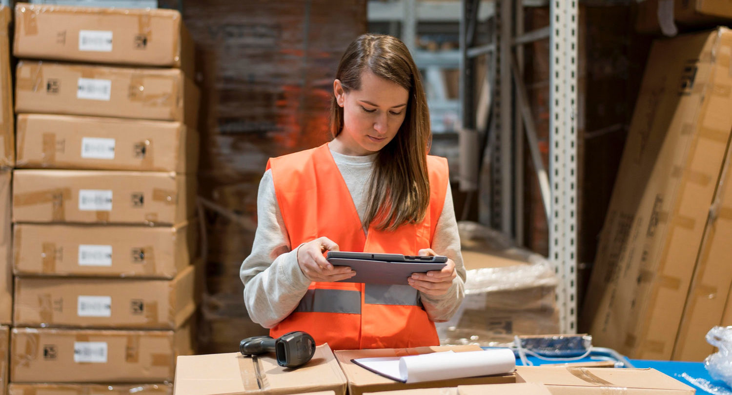 Отказываются от сезонной работы: какие вакансии стали востребованными среди украинцев в Польше - today.ua