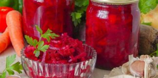 Овощная заправка для борща с томатами и свеклой: рецепт простой заготовки, без которой не обойтись зимой - today.ua