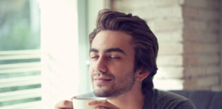Названо найшкідливіший чай для чоловіків, який забирає у них сили - today.ua