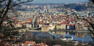 Чехія змінить правила надання житла біженцям з 1 вересня: як подати заявку - today.ua