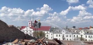 Ракетная атака на Чернигов: погибших становится все больше (Фото) - today.ua