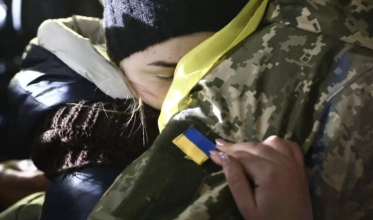 Пенсії дружинам військових: названо умови отримання виплат  - today.ua