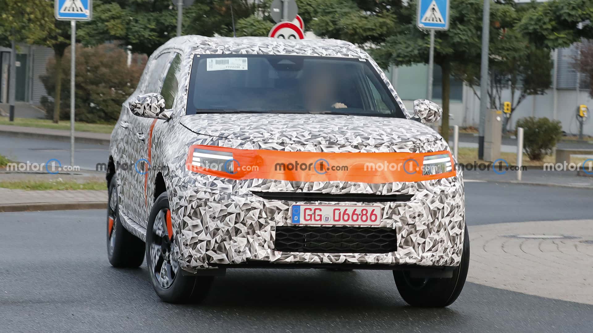 Шпигуни показали Opel Crossland нового покоління