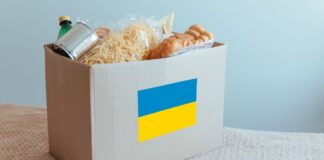 Не только переселенцы: нуждающиеся украинцы могут получить гуманитарную помощь - today.ua