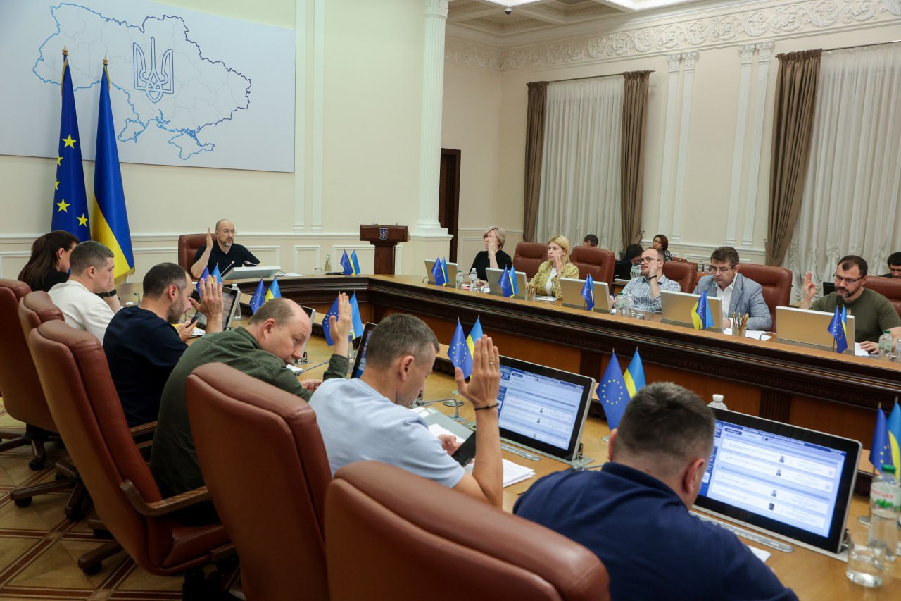 Правительство заморозило тарифы на газ для поставщиков тепла до конца отопительного сезона