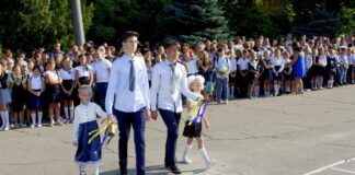 В українську школу не пустять: який документ потрібно мати батькам, чиї діти повернулися з-за кордону - today.ua