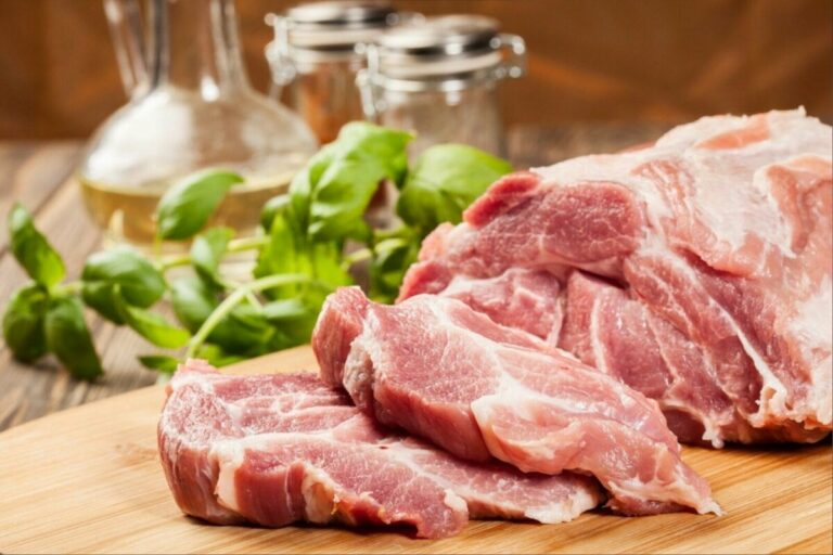 В Україні подорожчало м'ясо: як змінилися ціни на свинину, яловичину та курятину в супермаркетах - today.ua