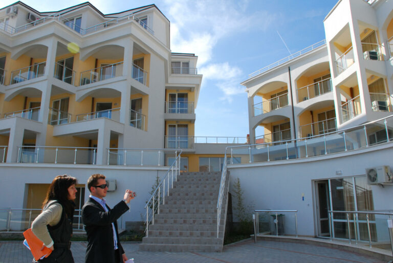Цены на жилье в Болгарии остановили рост: за сколько можно купить квартиру в популярных курортных городах - today.ua
