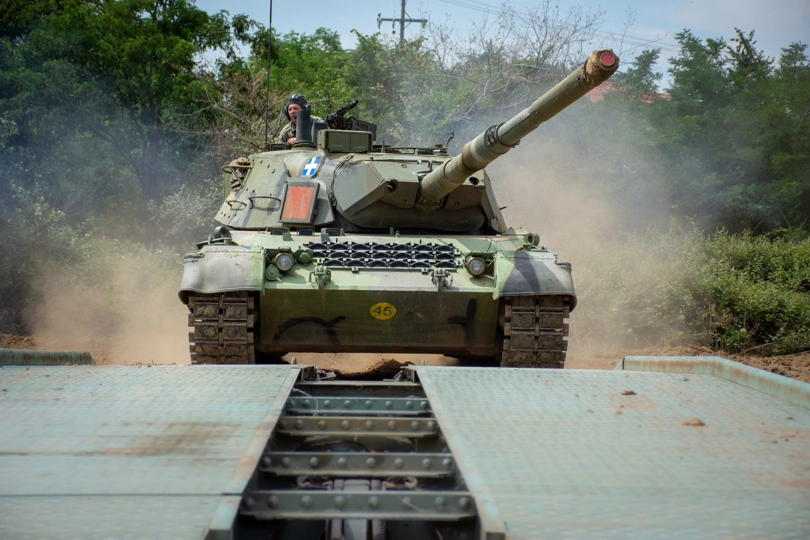 Україна може отримати 100 танків Leopard 1 із Греції