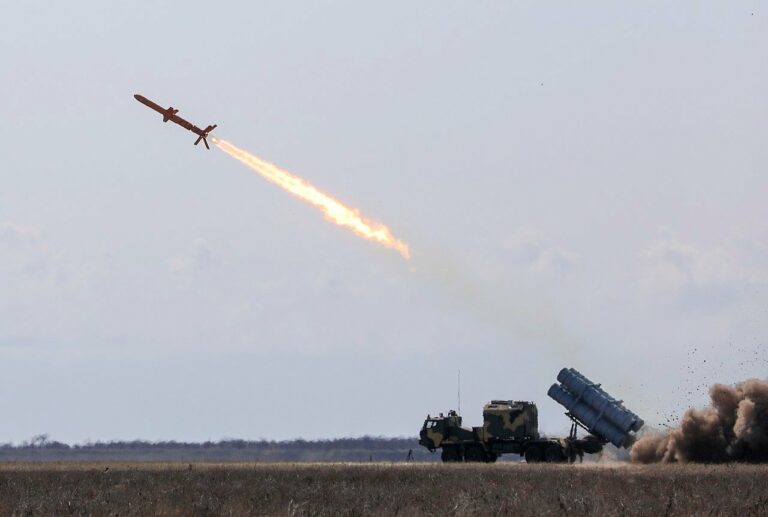 Український ракетний комплекс “Нептун“ зможе знищувати наземні цілі окупантів - today.ua