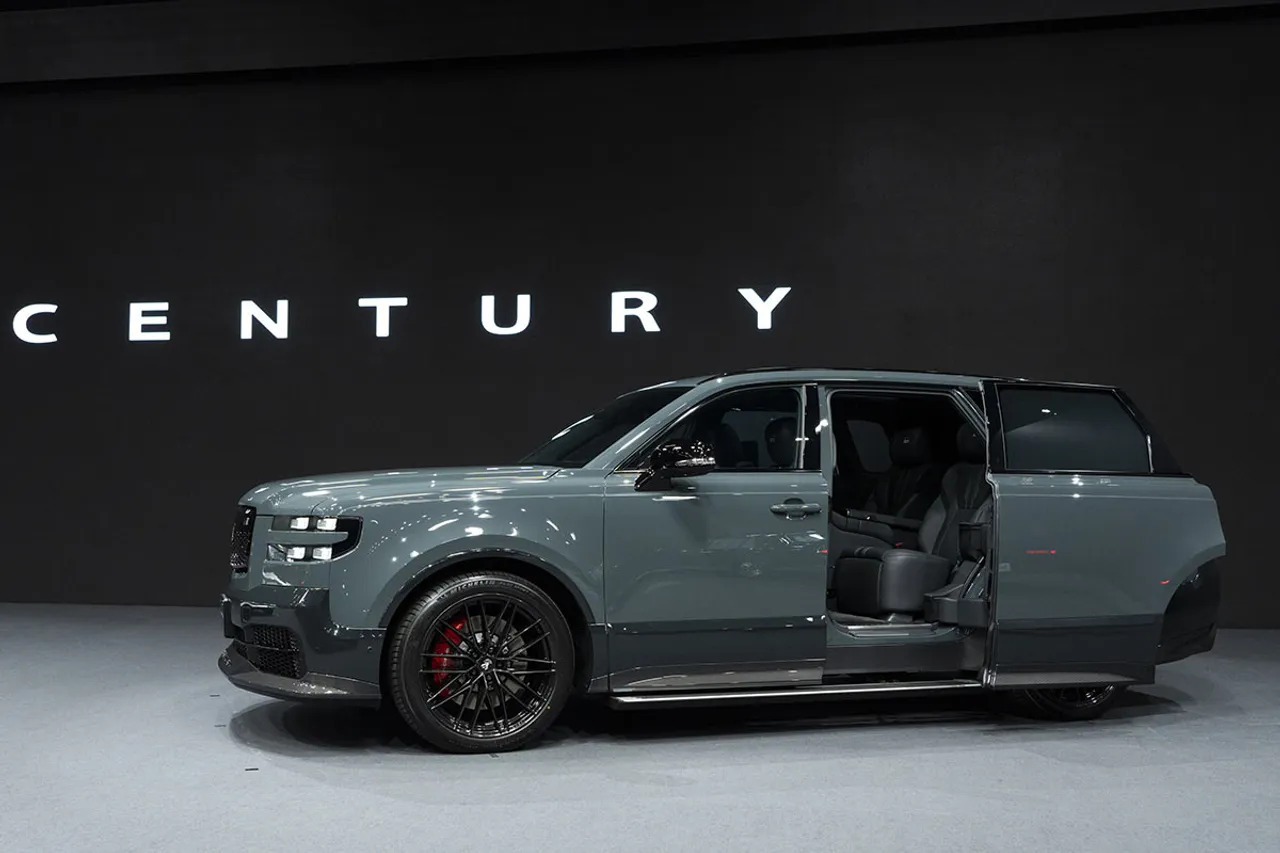 Toyota показала свой новый флагманский внедорожник Century