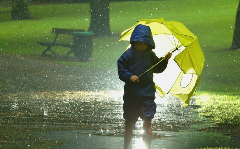 Похолодание и дожди: синоптики назвали дату, когда в Украине ухудшится погода - today.ua