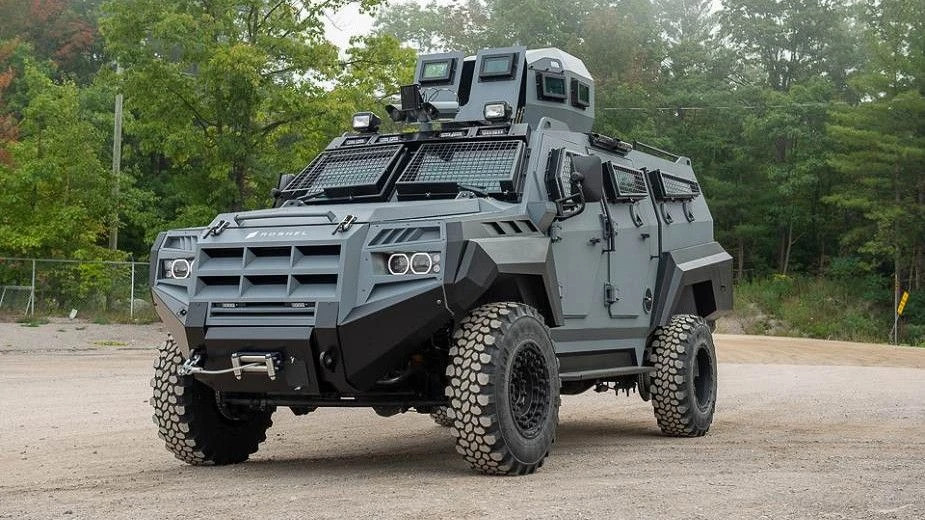 Украина получила от Канады 1000 бронеавтомобилей Senator Украина получила от Канады 1000 бронеавтомобилей Senator - today.ua