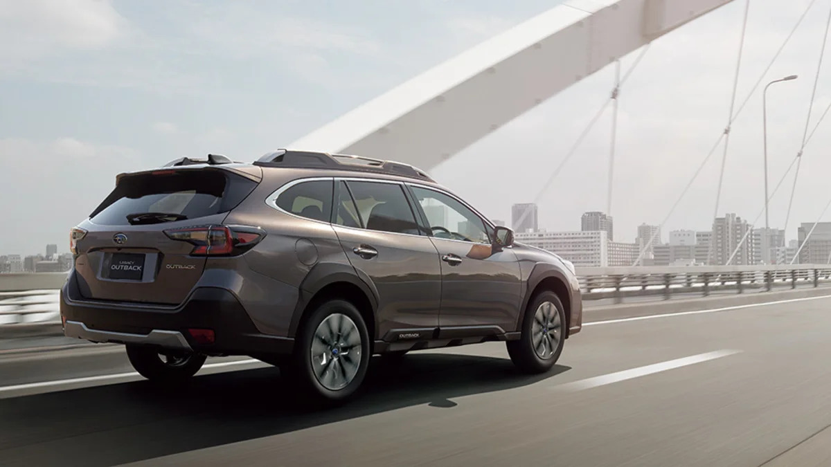 В Японии показали обновленный кроссовер Subaru Outback - today.ua