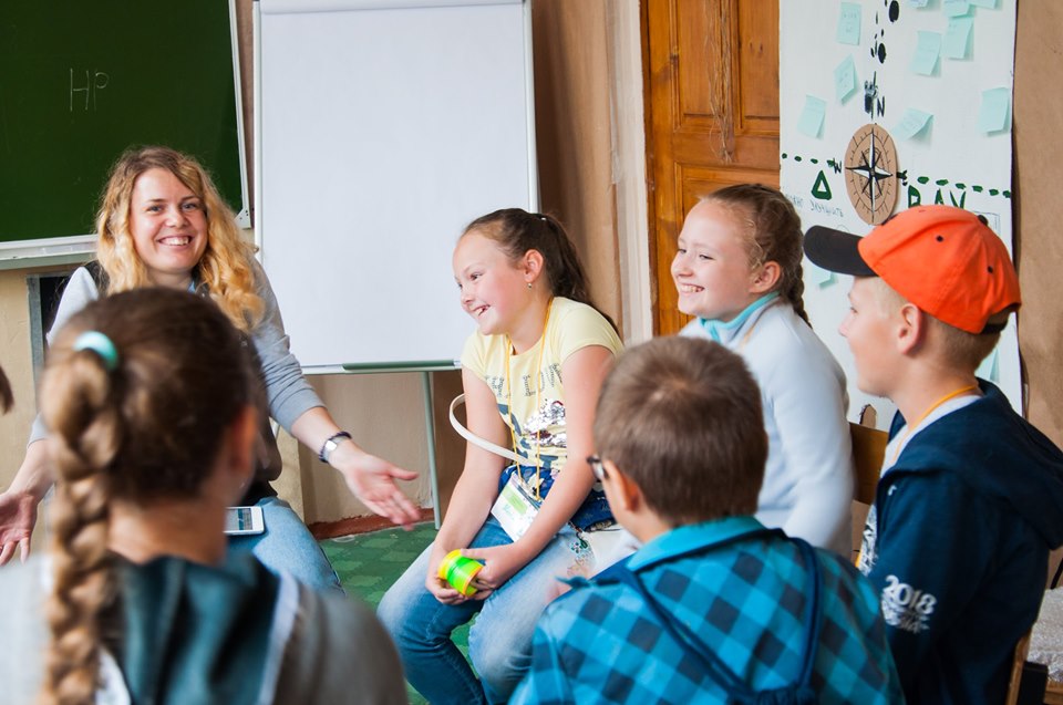 В МОН розповіли, яких фахівців гостро не вистачає українським школам