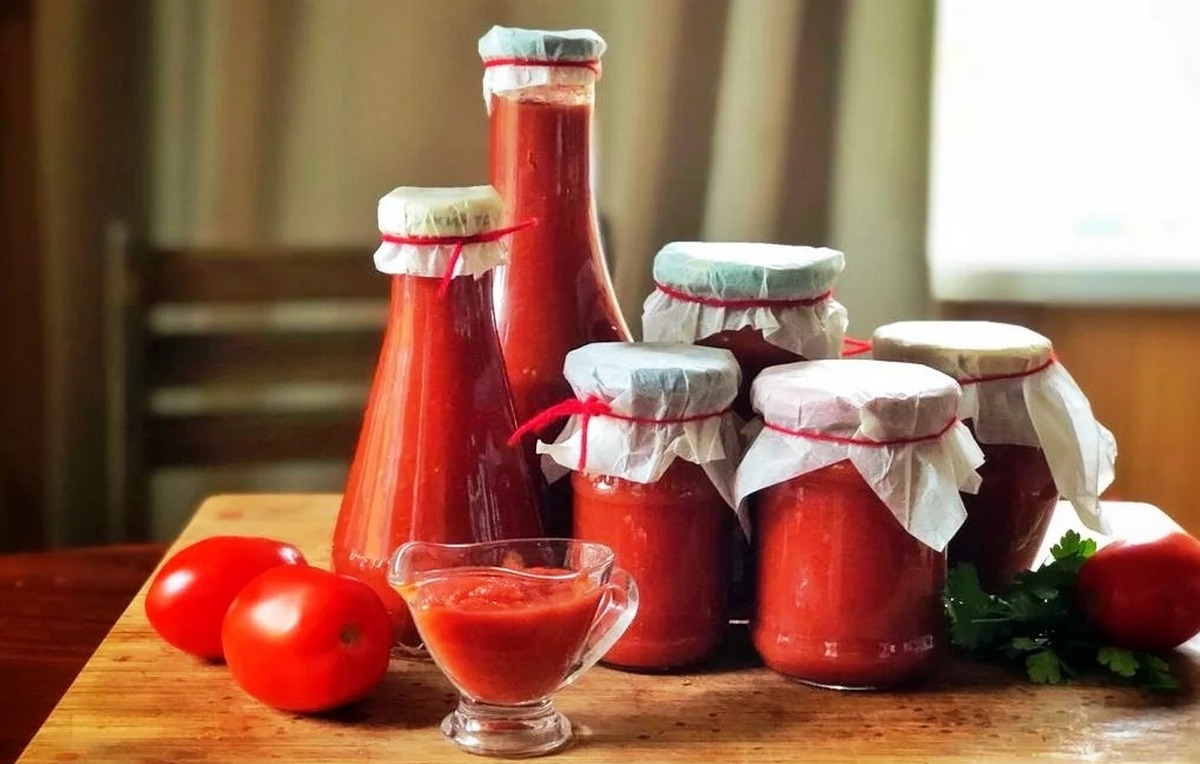 Кетчуп без стерилизации на зиму: простой рецепт закатки с секретным ингредиентом