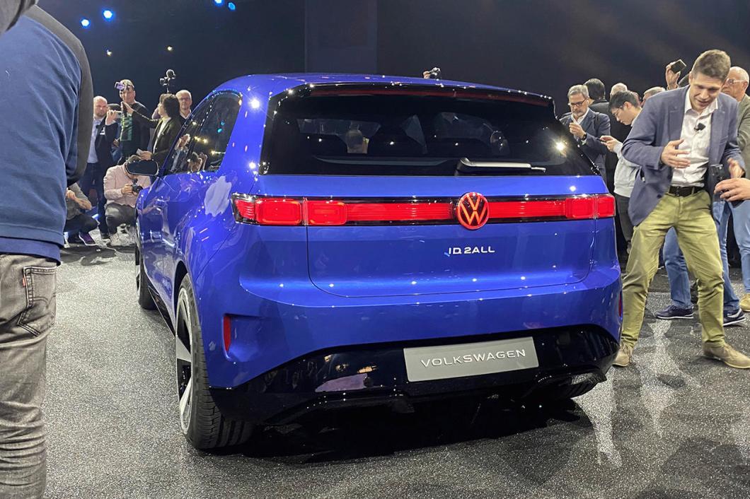 В Мюнхене показали “народный“ электромобиль Volkswagen ID.2all
