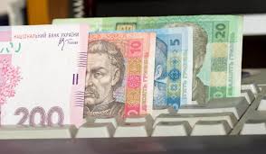 В Украине выйдут из оборота некоторые купюры и монеты: какие деньги нужно успеть обменять до 30 сентября