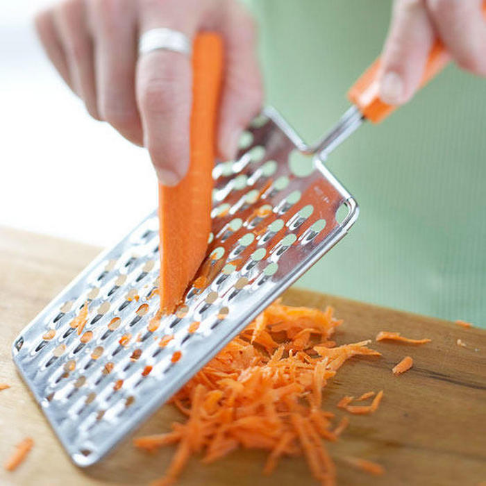Ціла і терта морква на зиму: два простих рецепти консервації
