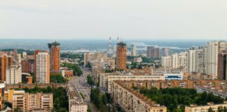 Стало известно, как новый курс доллара в Украине повлияет на стоимость жилья: прогноз экспертов - today.ua
