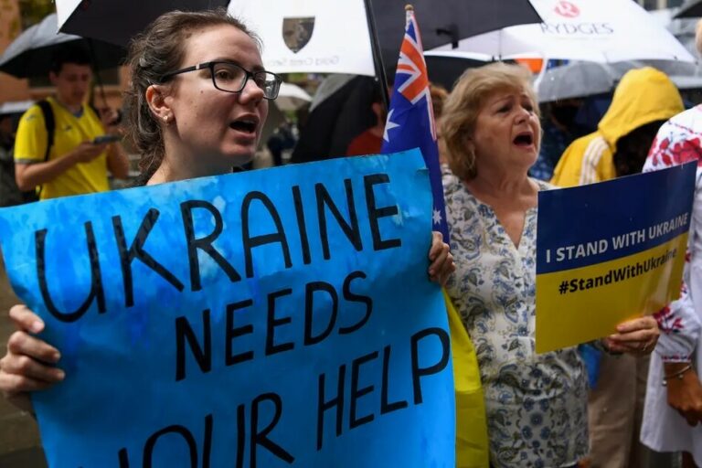 В ЕС проверят все доходы украинских беженцев: многих лишат соцпомощи - today.ua