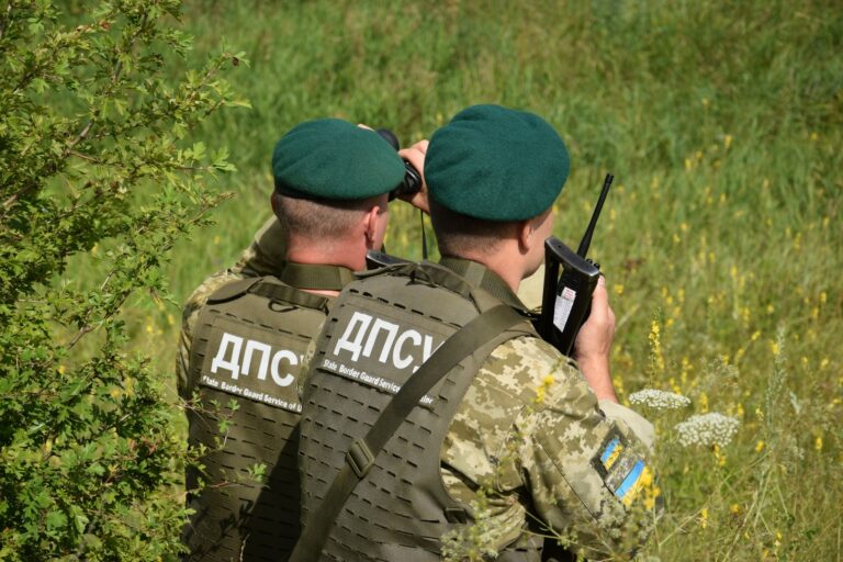От 15 до 100 тыс. грн: как получить дополнительное вознаграждение военным Нацгвардии и ГПСУ - today.ua