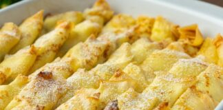 Рецепт тонких ніжних млинців без борошна з начинкою з сиру - today.ua