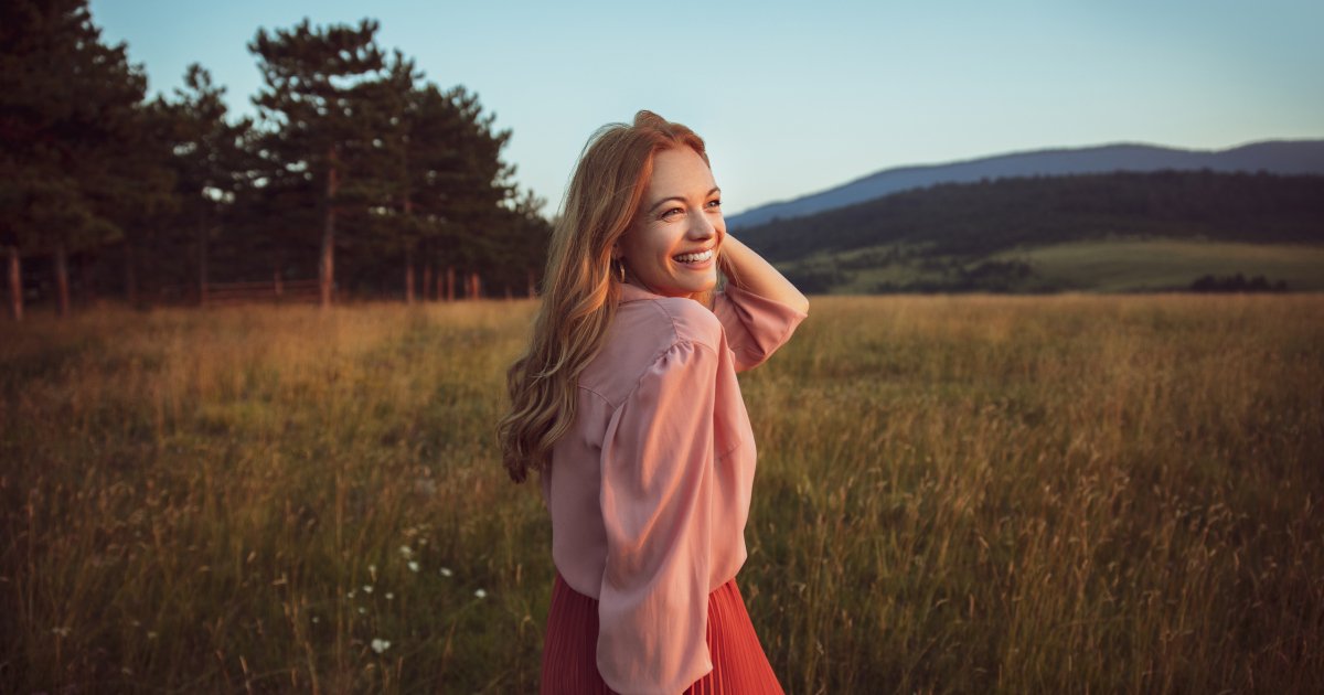 Стрижка-подкова: как выглядит идеальная прическа для обладательниц тонких и ломких волос (фото) - today.ua