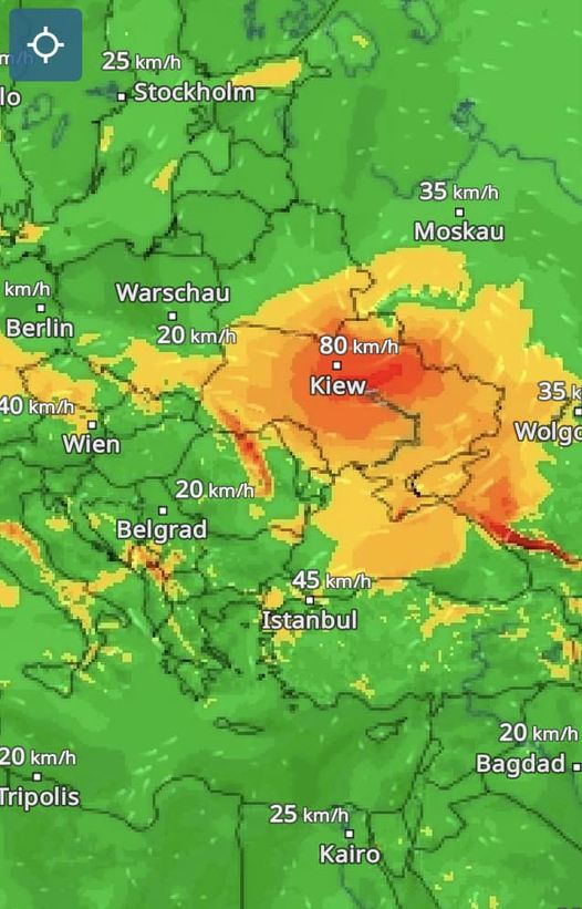 Стали відомі трагічні наслідки шторму в Україні: щонайменше троє загиблих, затримка поїздів і сотні тисяч людей без світла