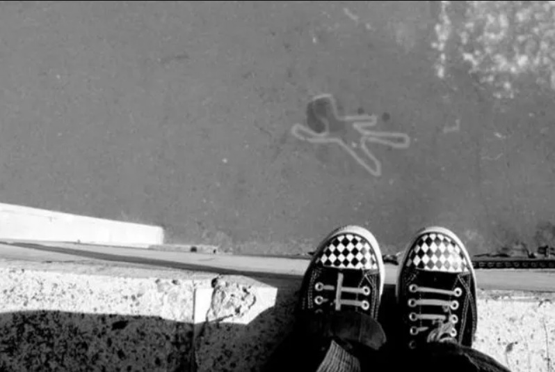 Києвом шириться пошесть підліткових самогубств: батьків закликають перевірити спілкування дітей у соцмережах