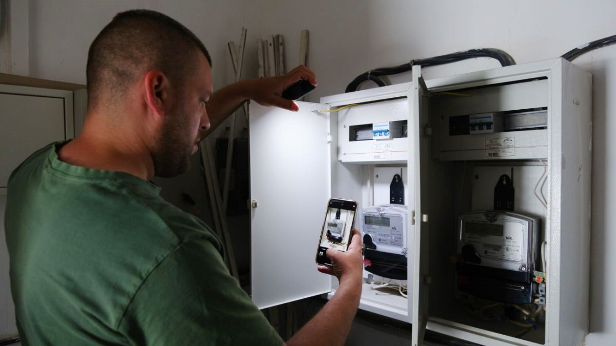 В Україні почали безкоштовно встановлювати двозонні лічильники для економії електроенергії