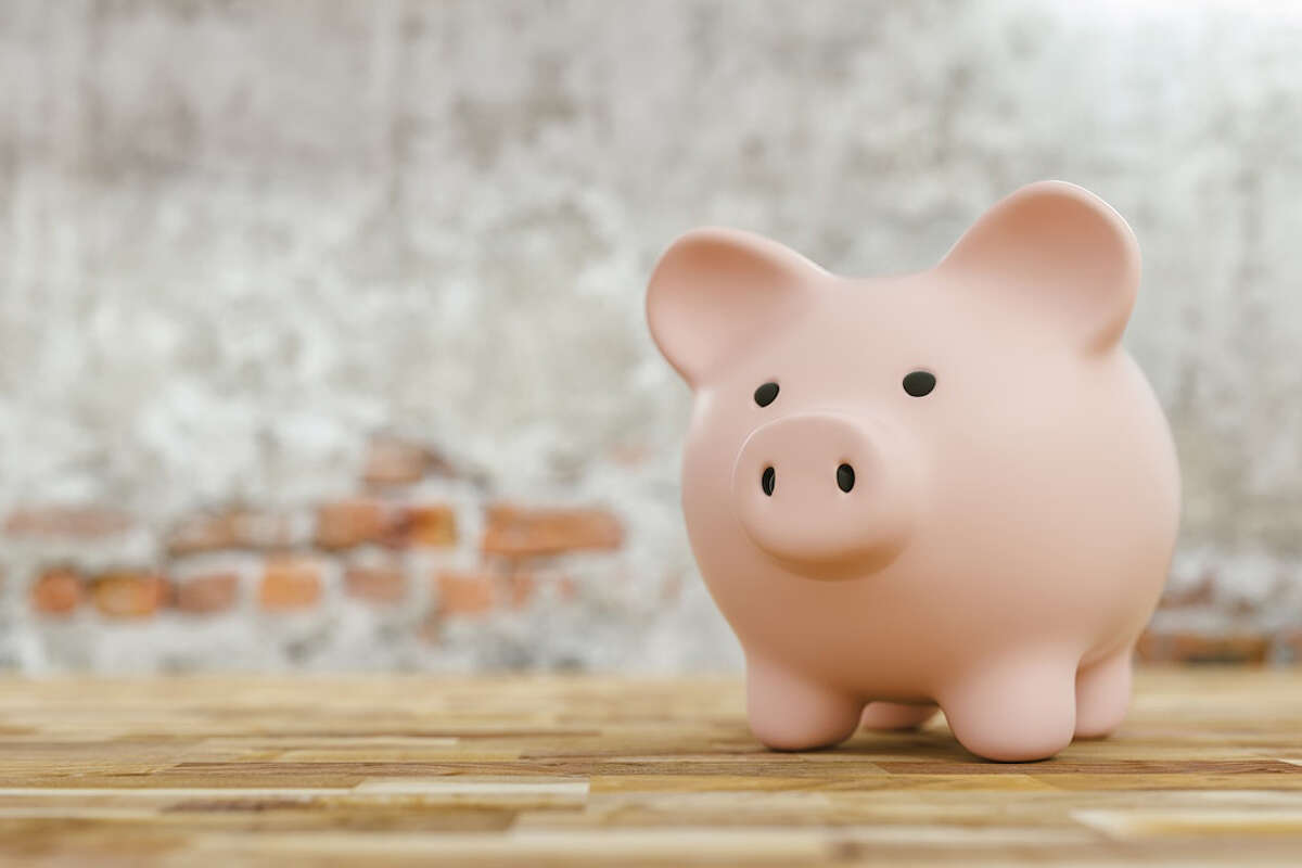 Банки в Украине продолжают снижать ставки по депозитам: к чему готовиться вкладчикам