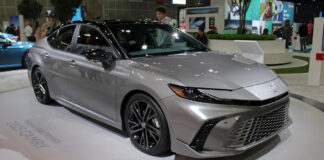 У США “наживо“ показали Toyota Camry нового покоління - today.ua