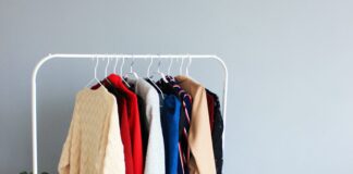 Базовый зимний гардероб: какие вещи должны быть в шкафу каждой женщины - today.ua