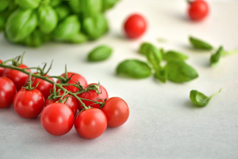Город на підвіконні: 5 овочів, які можна виростити вдома - today.ua