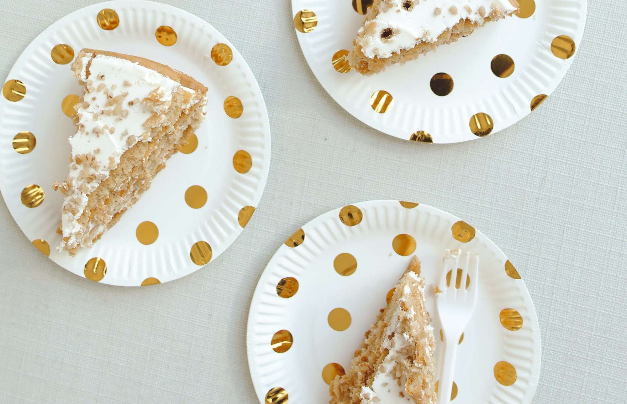 Торт-пломбір без печива та випічки: рецепт ніжного десерту зі смаком з дитинства